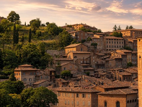 Italienische Zeit in Terrakotta – Leinwandbild